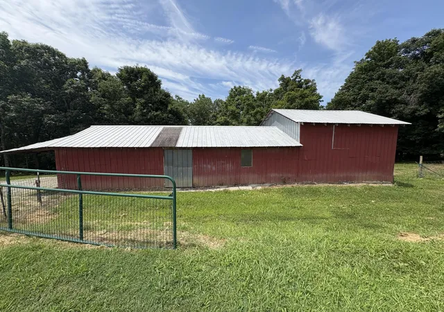 Photo 54 of Sale Pending at 1300 State Route 1901, Marion, KY 42064 | MLS# 26018283 | Listing updated on 2026-09-14