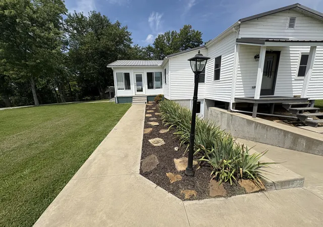 Photo 4 of Sale Pending at 1300 State Route 1901, Marion, KY 42064 | MLS# 26018283 | Listing updated on 2026-09-14