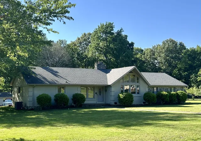 1st image of 359 Rhea Lee Dr, Paducah, KY 42001 | MLS# 26016850