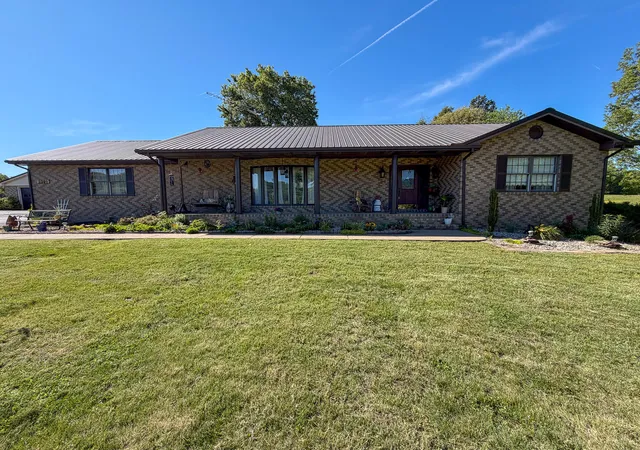 Homes for sale in Marion, KY | 2391 E Us 60, Marion, KY 42064 | MLS# 26017356