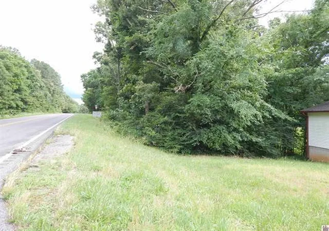 Homes for sale in Benton, KY | 11250 E 68 Hwy, Benton, KY 42025 | MLS# 26016433
