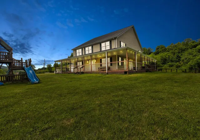Photo 2 of Sale Pending at 354 Covered Brg Rd, Wallingford, KY 41093 | MLS# 26016544 | Listing updated on 2026-09-17