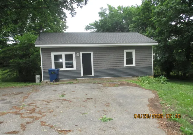 Homes for sale in Cadiz, KY | 149 Nunn Blvd, Cadiz, KY 42211 | MLS# 26016467