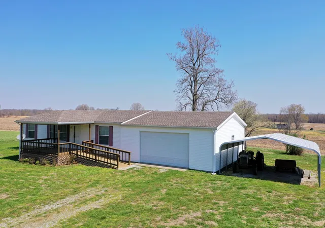 Homes for sale in Princeton, KY | 9896 N Kentucky 293, Princeton, KY 42445 | MLS# 26016463
