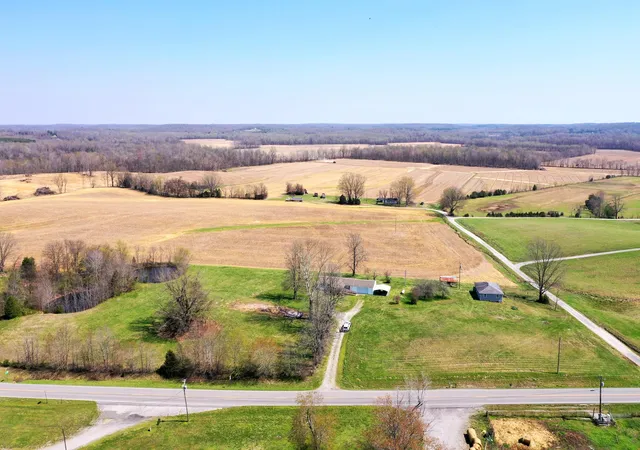 Homes for sale in Princeton, KY | 9896 N Kentucky 293, Princeton, KY 42445 | MLS# 26016463