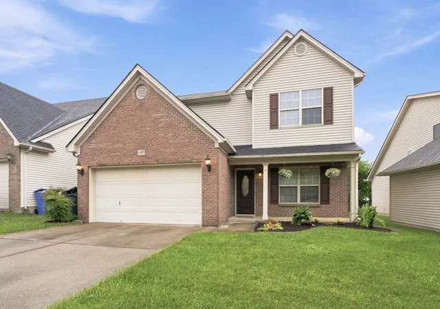 Photo 3 of Single family home for sale at 3384 Drayton Pl, Lexington, KY 40503 | MLS# 26019759 | Listing updated on 2026-10-05