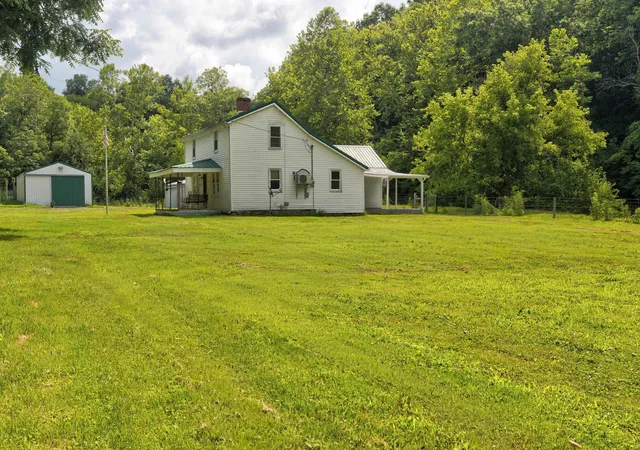 Homes for sale in Mount Sterling, KY | 2350 Kiddville Rd, Mount Sterling, KY 40353 | MLS# 26016968