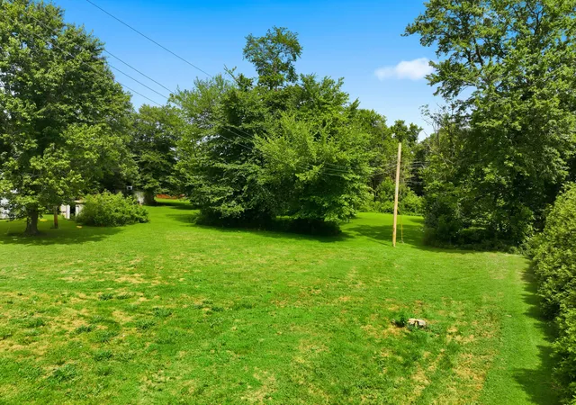 Photo 2 of Sale Pending at 10706 Us 127, Dunnville, KY 42528 | MLS# 26018560 | Listing updated on 2026-08-18
