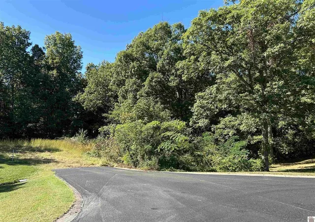 Homes for sale in Benton, KY | Lot 18 Seneca Ct, Benton, KY 42025 | MLS# 26017417