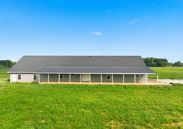 Photo 4 of House for sale at 7255 Kentucky 70, Liberty, KY 42539 | MLS# 26018393 | Listing updated on 2026-10-13