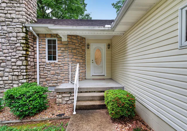 Homes for sale in Cadiz, KY | 85 Boone Dr, Cadiz, KY 42211 | MLS# 26016569