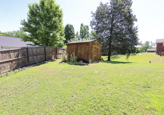 54th image of 329 Carson Wy, Paducah, KY 42003 | MLS# 26017463