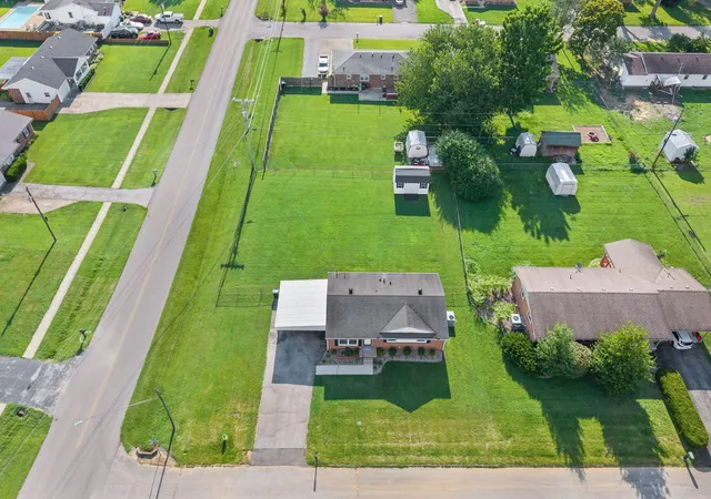 Homes for sale in Hopkinsville, KY | 701 Mill Green Ct, Hopkinsville, KY 42240 | MLS# 26016562