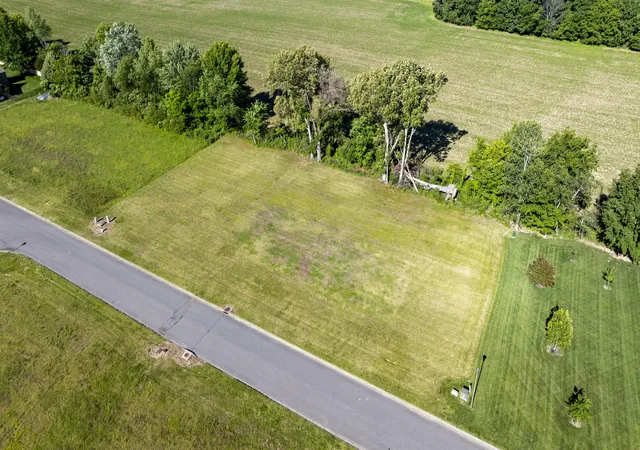 Homes for sale in Murray, KY | 50 & 51 Belle Meade Dr, Murray, KY 42071 | MLS# 26017822