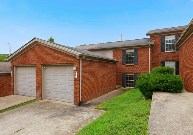 3rd image of 410 John Sutherland Dr, Nicholasville, KY 40356 | MLS# 26016626