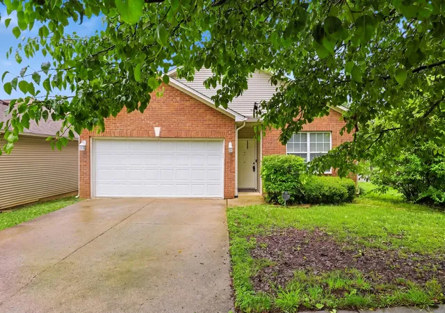Photo 1 of Single family home for sale at 2601 Shannon Tr, Lexington, KY 40511 | MLS# 26016596 | Listing updated on 2026-07-14
