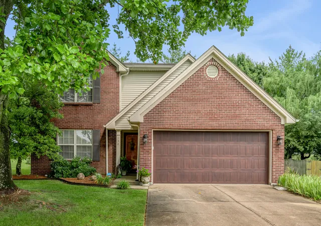 Photo 37 of Sale Pending at 130 Carriage Ln, Midway, KY 40347 | MLS# 26017279 | Listing updated on 2026-09-22