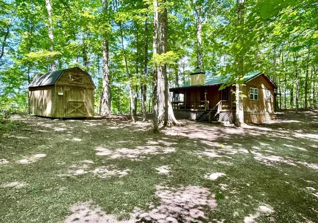 Homes for sale in Burnside, KY | 302 Lakeview Ave, Burnside, KY 42519 | MLS# 26016668