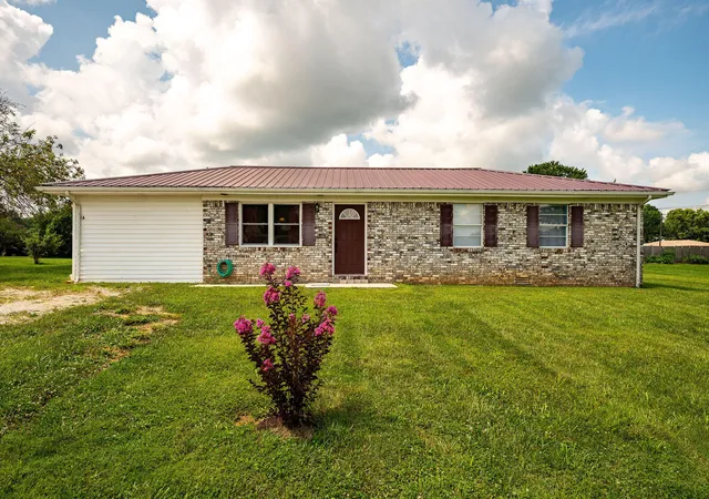 Homes for sale in Monticello, KY | 342 Hwy 1808, Monticello, KY 42633 | MLS# 26016624