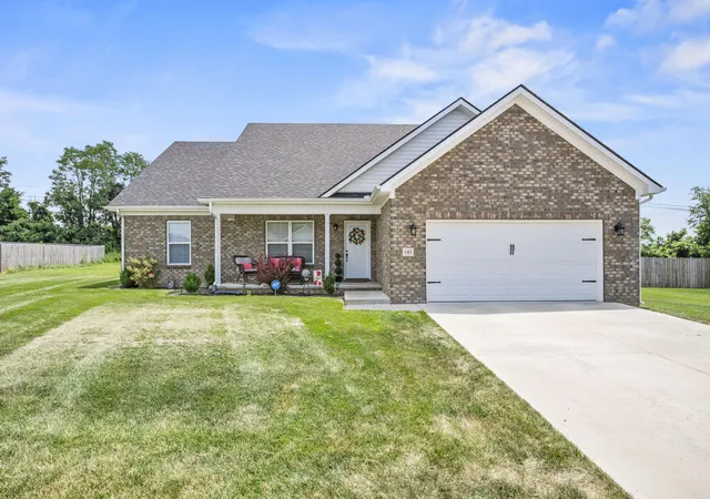 Homes for sale in Berea, KY | 143 Patriot Trl, Berea, KY 40403 | MLS# 26016854