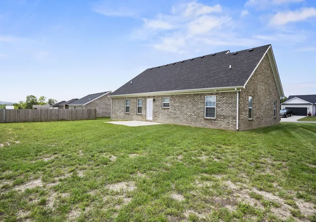Homes for sale in Berea, KY | 143 Patriot Trl, Berea, KY 40403 | MLS# 26016854