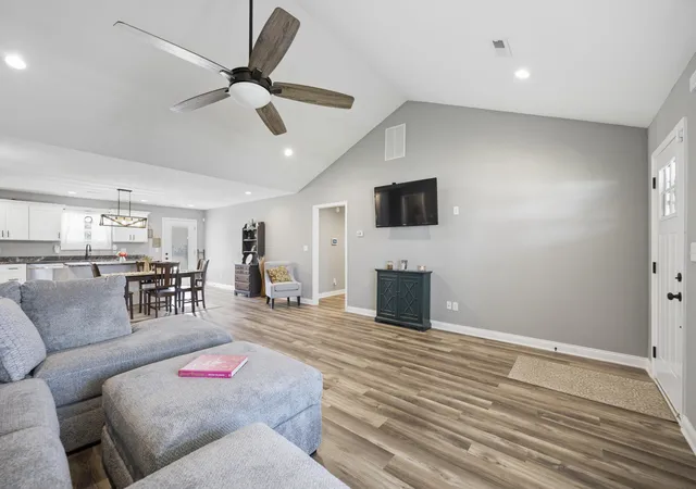 Photo 4 of Single family home for sale at 143 Patriot Trl, Berea, KY 40403 | MLS# 26016854 | Listing updated on 2026-10-05