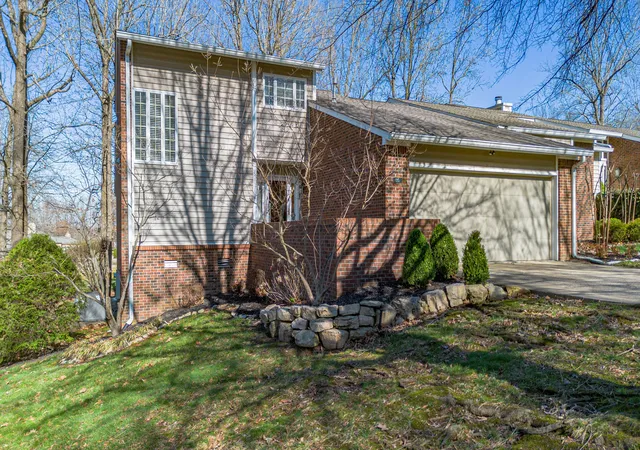 Homes for sale in Paducah, KY | 25 Meadow Links Dr, Paducah, KY 42001 | MLS# 26016938