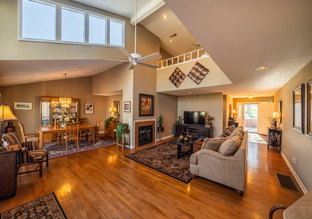 Listing Photo 4 - Condo for sale in building located at 25 Mdw Links Dr, Paducah, KY 42001