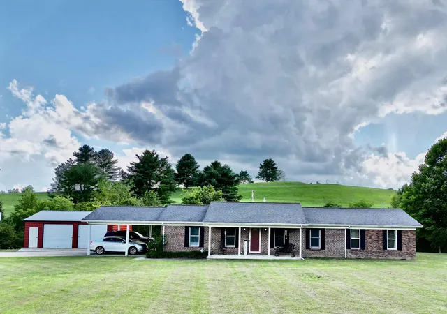 2nd image of 260 Putter Ln, Beattyville, KY 41311 | MLS# 26017549