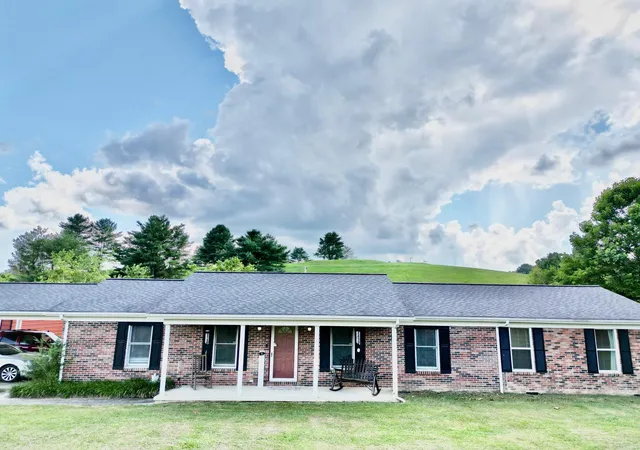 3rd image of 260 Putter Ln, Beattyville, KY 41311 | MLS# 26017549
