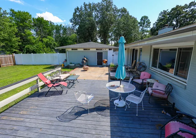 5th image of 1450 H C Mathis Dr, Paducah, KY 42001 | MLS# 26017489