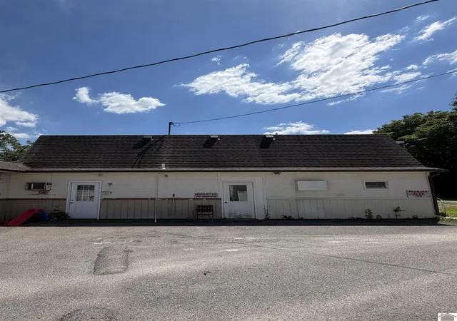 Homes for sale in Benton, KY | 318 Main St, Benton, KY 42025 | MLS# 26016811