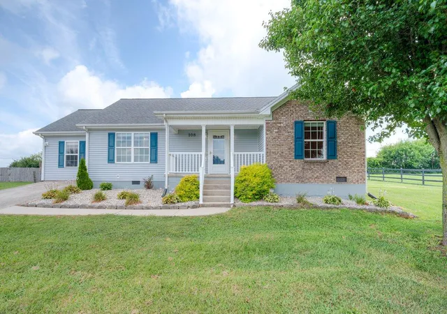 Homes for sale in Frankfort, KY | 108 Pendleton Ln, Frankfort, KY 40601 | MLS# 26016694