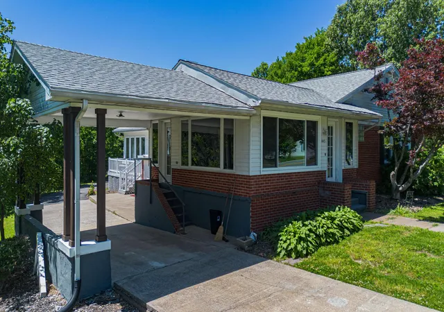 Photo 2 of Single family home for sale at 445 Lee St, Wickliffe, KY 42087 | MLS# 26020466 | Listing updated on 2026-07-31