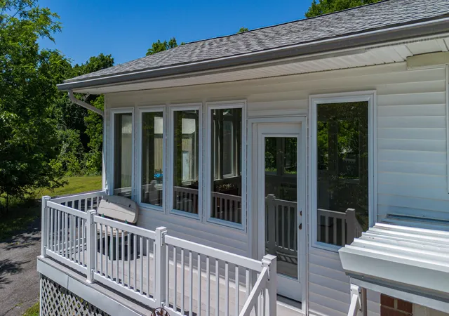 Photo 3 of Single family home for sale at 445 Lee St, Wickliffe, KY 42087 | MLS# 26020466 | Listing updated on 2026-07-31