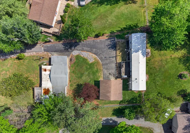 4th image of 4080 Lovelaceville Rd, Paducah, KY 42001 | MLS# 26016713