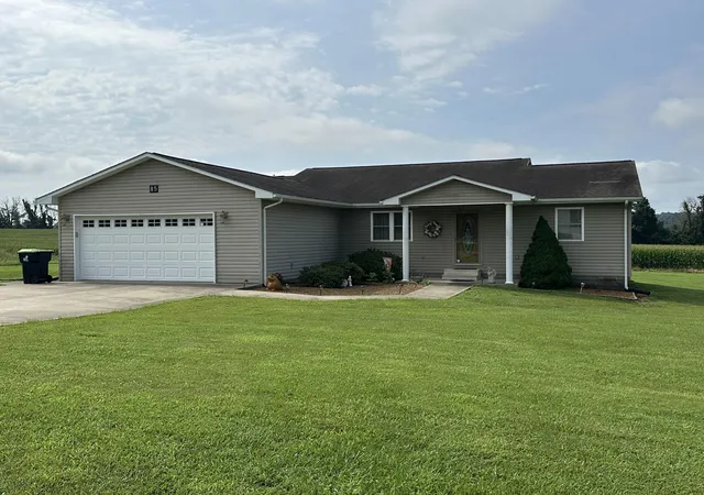 Homes for sale in Princeton, KY | 85 Quail Dr, Princeton, KY 42445 | MLS# 26017011