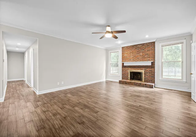Photo 2 of Single family home for sale at 14 Harton Pl, Hopkinsville, KY 42240 | MLS# 26020777 | Listing updated on 2026-09-21