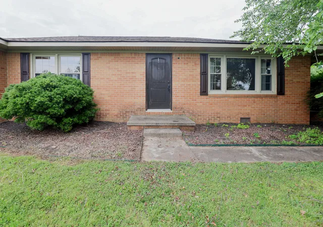 Photo 2 of Sale Pending at 3272 Tom Ln Rd, Benton, KY 42025 | MLS# 26017310 | Listing updated on 2026-07-17