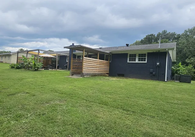 Homes for sale in Smithland, KY | 417 Rudd St, Smithland, KY 42081 | MLS# 26016894