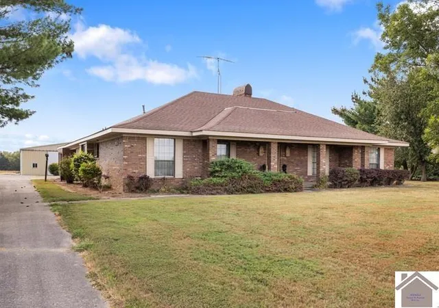 1st image of 2431 Kentucky 307, Clinton, KY 42031 | MLS# 26016771