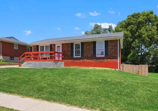 Homes for sale in Georgetown, KY | 219 Mount Vernon Dr, Georgetown, KY 40324 | MLS# 26018264