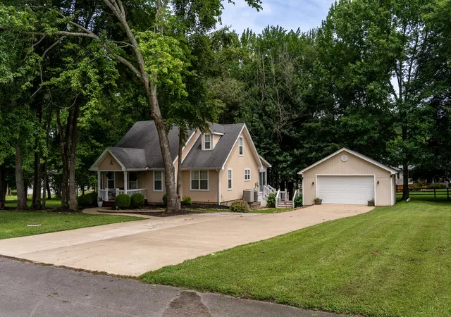 Photo 1 of Sale Pending at 87 Cherokee Springs Ct, Jamestown, KY 42629 | MLS# 26019438 | Listing updated on 2026-09-04