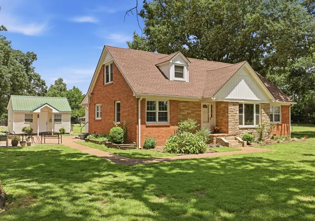 1st image of 332 Jones Sparkman Rd, Murray, KY 42071 | MLS# 26016788