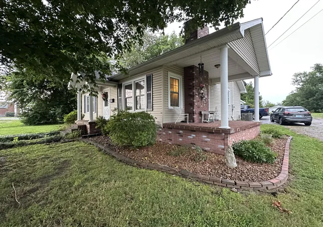 Homes for sale in Princeton, KY | 636 Madisonville St, Princeton, KY 42445 | MLS# 26017027