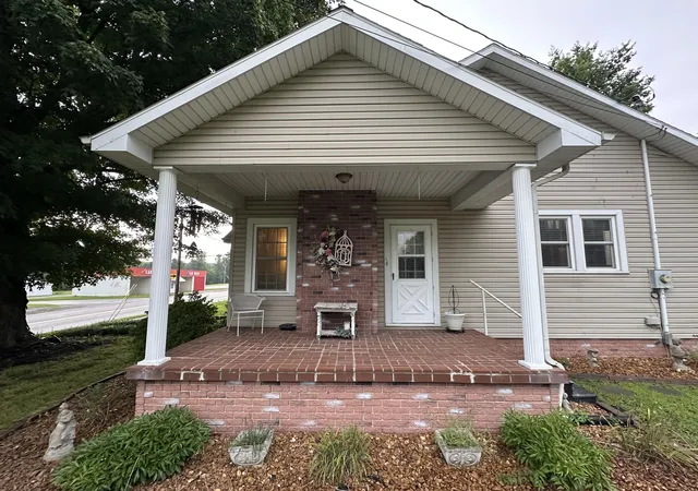 Homes for sale in Princeton, KY | 636 Madisonville St, Princeton, KY 42445 | MLS# 26017027