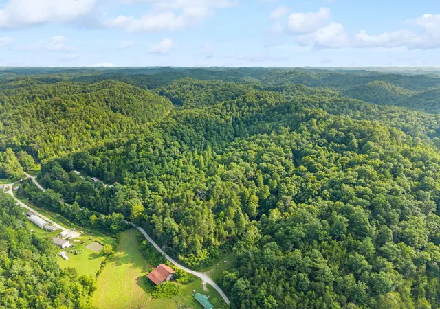 Photo 4 of Land for sale at 1781 Little Bloody Crk Rd, Campton, KY 41301 | MLS# 26019973 | Listing updated on 2026-10-23