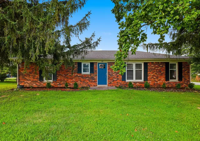Homes for sale in Lawrenceburg, KY | 321 Sunset Dr, Lawrenceburg, KY 40342 | MLS# 26016849