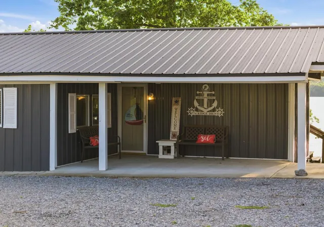 Homes for sale in Cadiz, KY | 774 Ridge Dr, Cadiz, KY 42211 | MLS# 26017134
