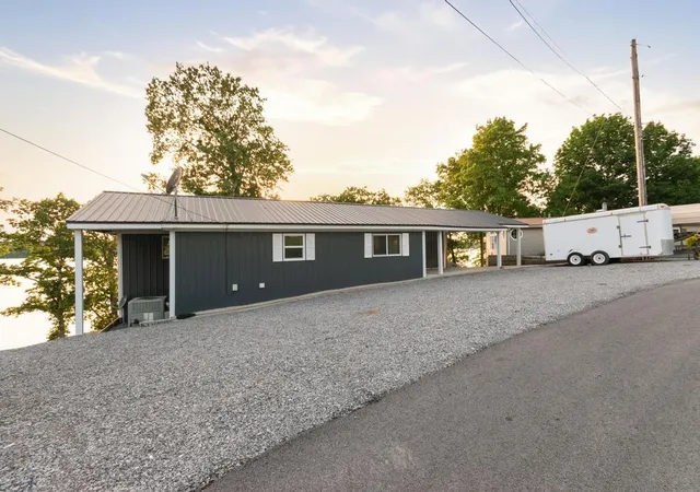 Homes for sale in Cadiz, KY | 774 Ridge Dr, Cadiz, KY 42211 | MLS# 26017134